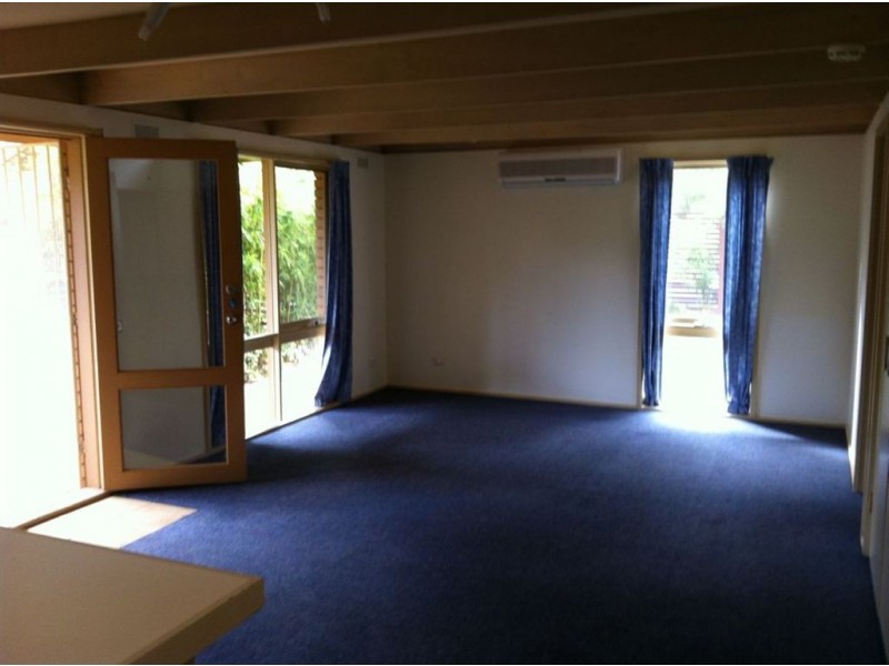 111 Cinerama Crescent, Mccrae VIC 3938