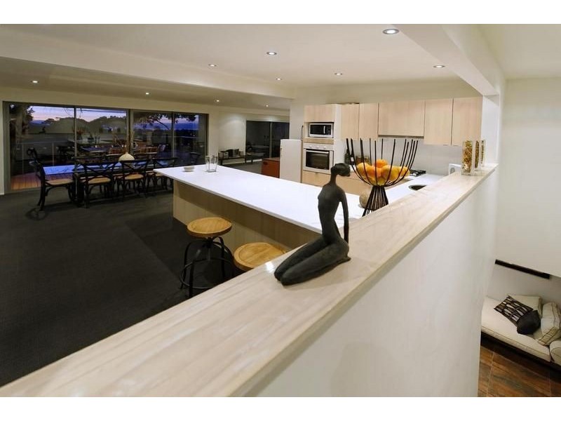 12 Banks Street, Mccrae VIC 3938