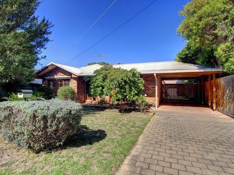33 Ashenden Squre, Rosebud VIC 3939