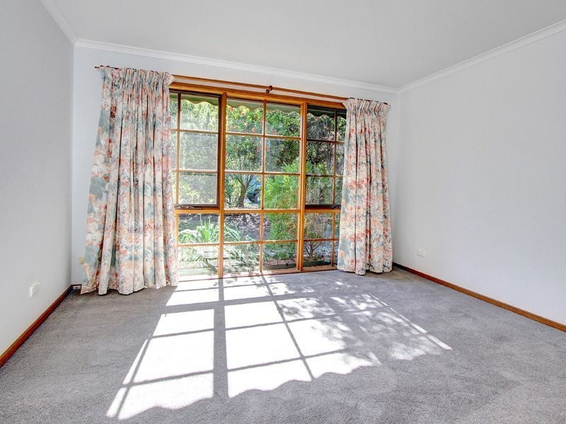 33 Ashenden Squre, Rosebud VIC 3939