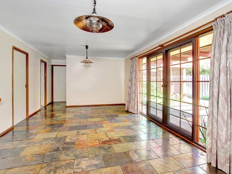 33 Ashenden Squre, Rosebud VIC 3939