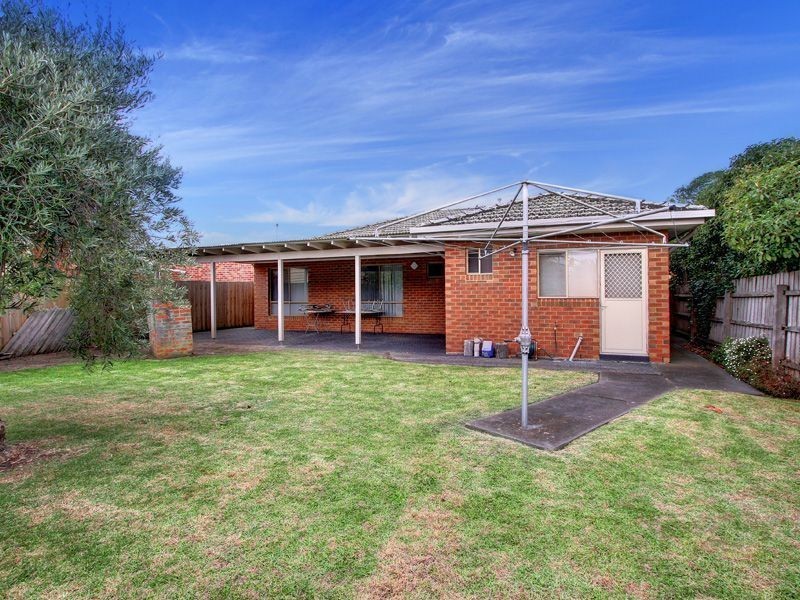 6 Warranilla Avenue, Rosebud VIC 3939