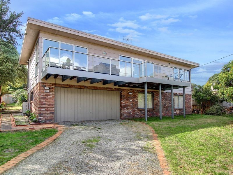13 Crest Drive, Rosebud VIC 3939
