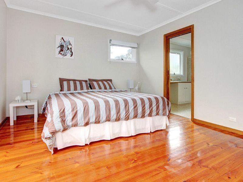 13 Crest Drive, Rosebud VIC 3939