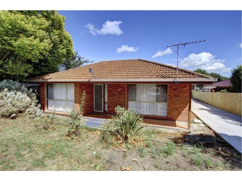 92 First Avenue, Rosebud VIC 3939