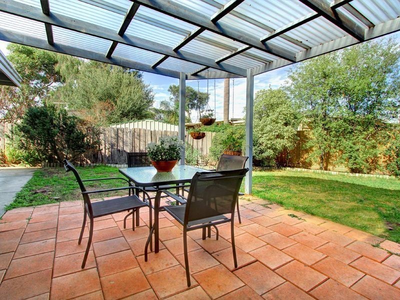 3 Kingfisher Avenue, Rosebud West VIC 3940