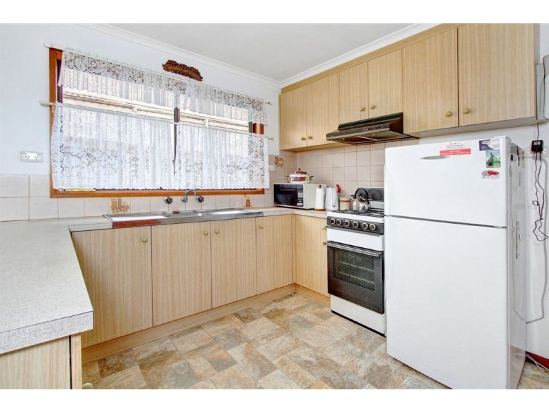 48 Eighth Avenue, Rosebud VIC 3939