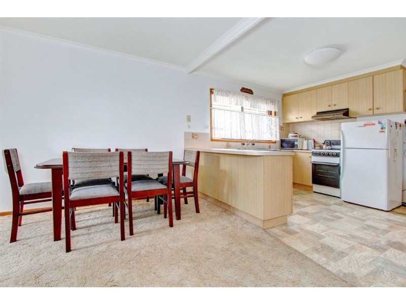 48 Eighth Avenue, Rosebud VIC 3939