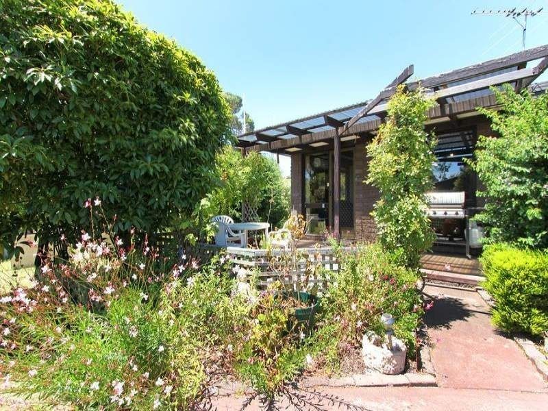 240 Eastbourne Road, Rosebud VIC 3939
