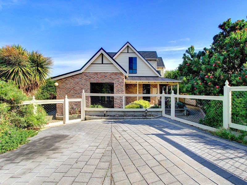 2 Sandpiper Court, Rosebud West VIC 3940