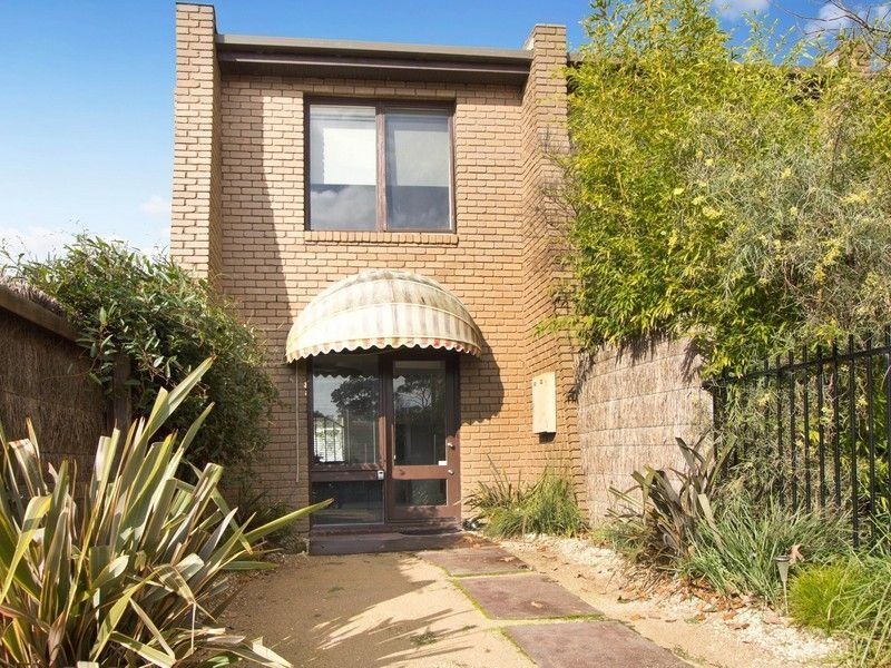 6/5 The Avenue, Mccrae VIC 3938