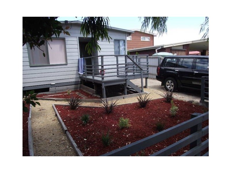 28 Fifth Avenue, Rosebud VIC 3939