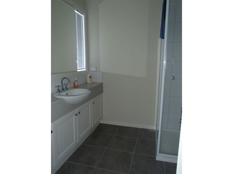 22 Ronald St, Tootgarook VIC 3941