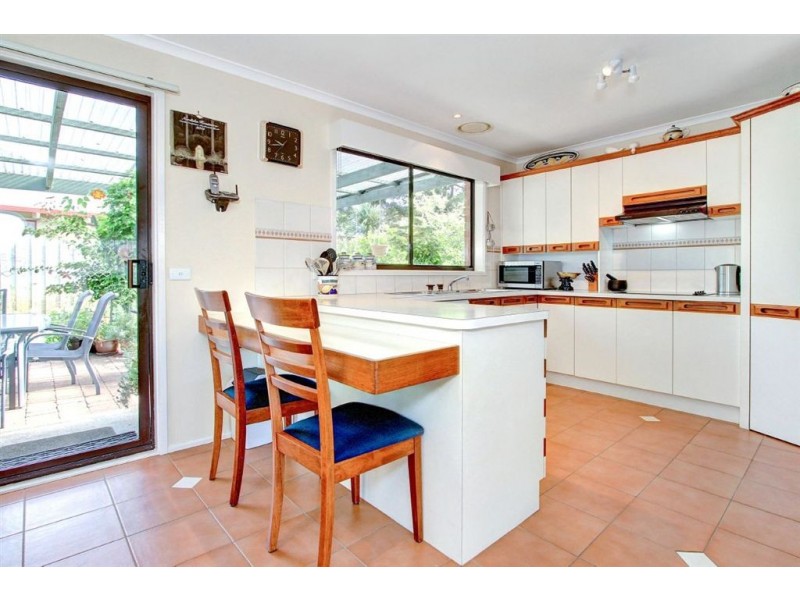 4 Ella Crescent, Rosebud West VIC 3940