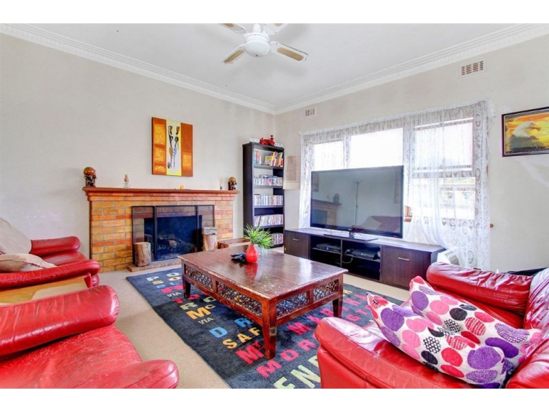 18 Paterson Street, Rosebud VIC 3939