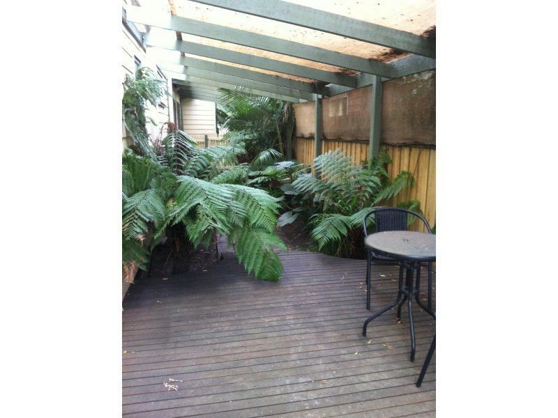 20 Overlea Avenue, Rosebud VIC 3939