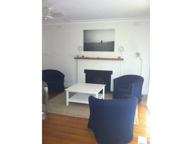 20 Overlea Avenue, Rosebud VIC 3939