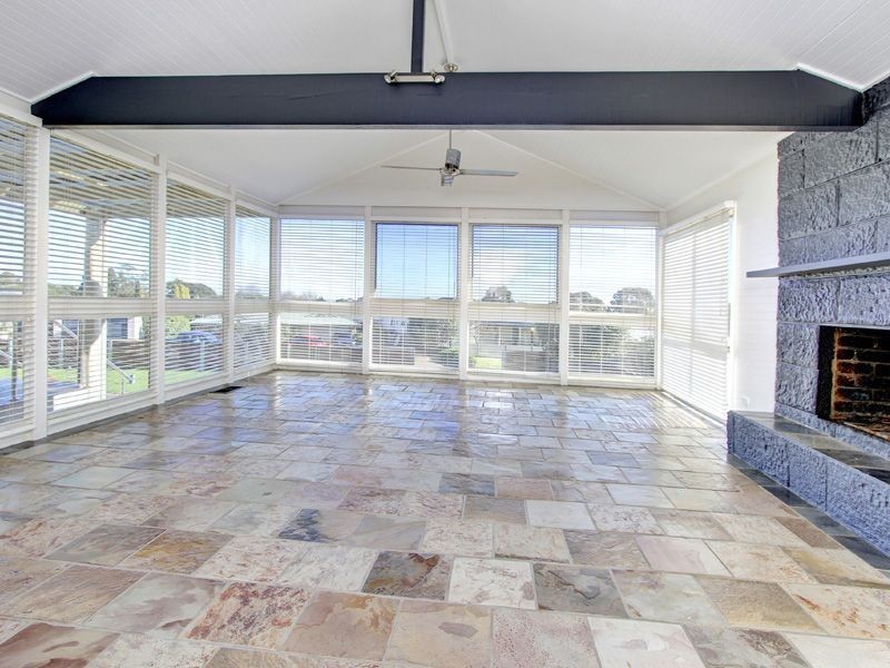 7-9 Coral Close, Rosebud VIC 3939
