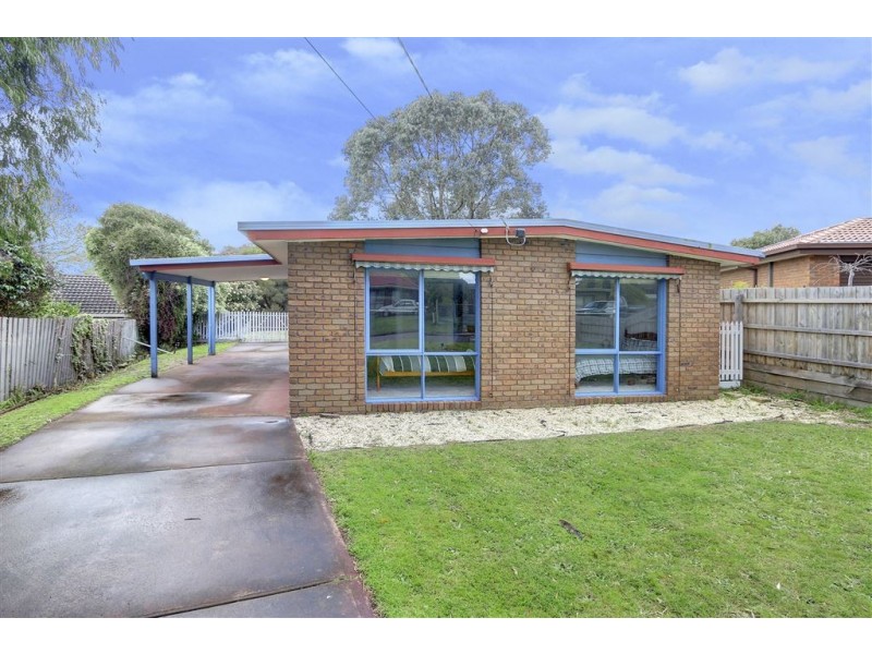 9 Bromley Street, Rosebud VIC 3939