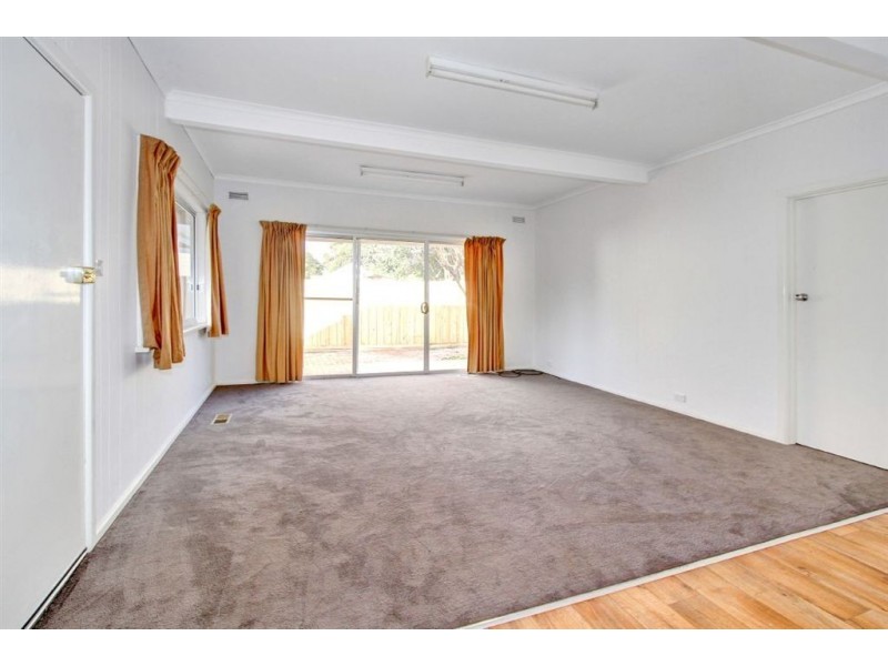 11 Morgan Street, Rosebud VIC 3939