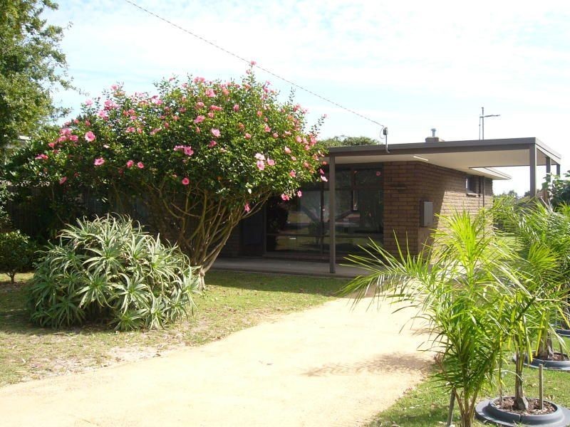 38 Hayes Avenue, Rosebud VIC 3939