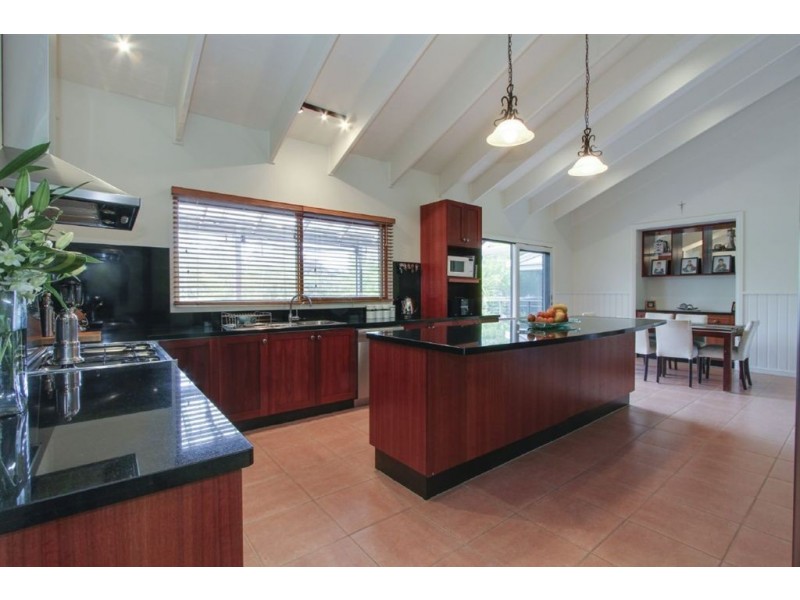 2 Hartigan Court, Rosebud VIC 3939