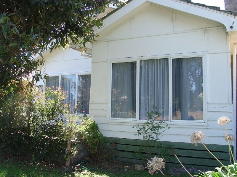 19 Sixth Avenue, Rosebud VIC 3939