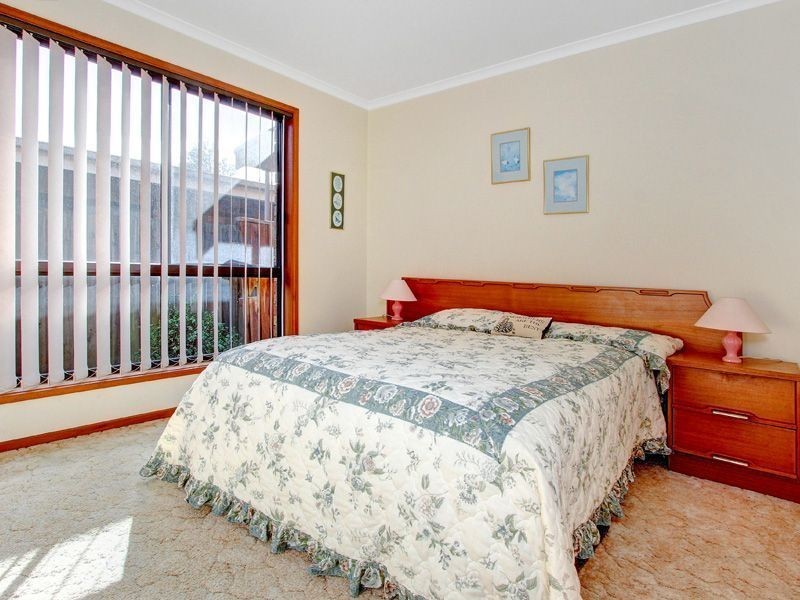 48 Eighth Ave, Rosebud VIC 3939