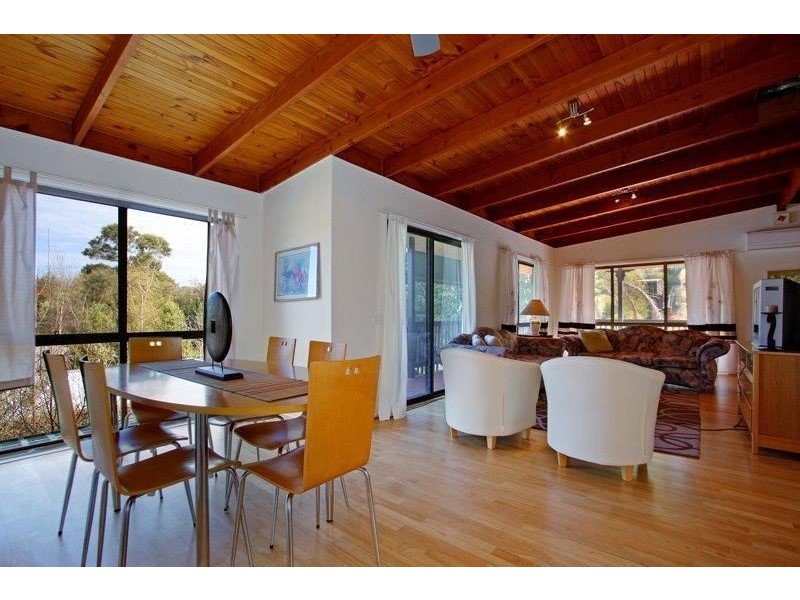 27 Wondaree Street, Rye VIC 3941