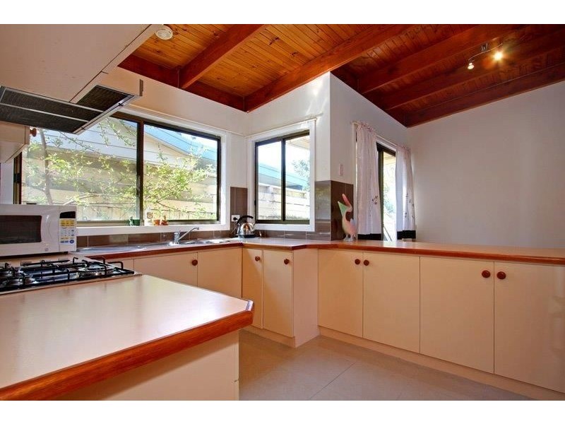 27 Wondaree Street, Rye VIC 3941