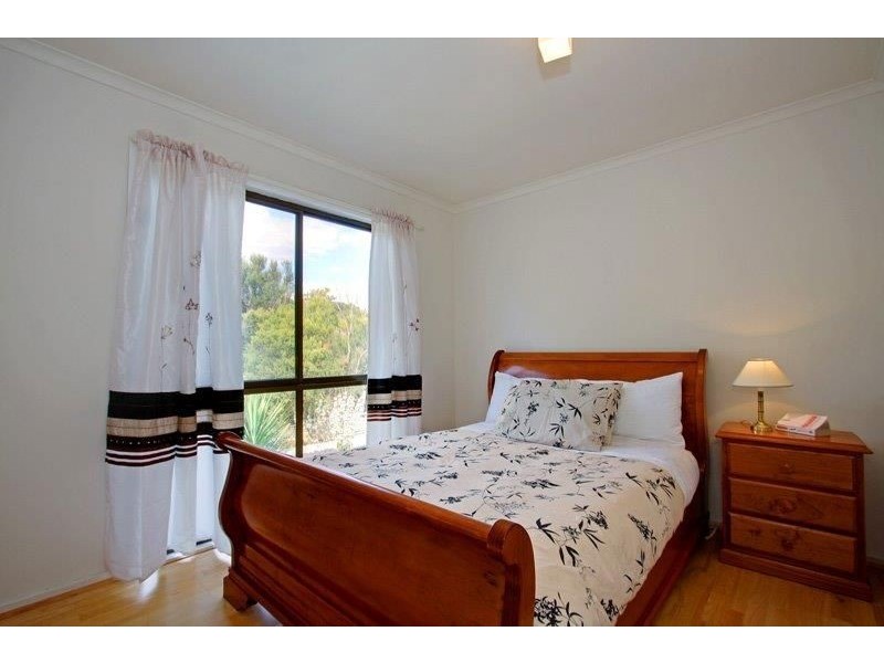 27 Wondaree Street, Rye VIC 3941