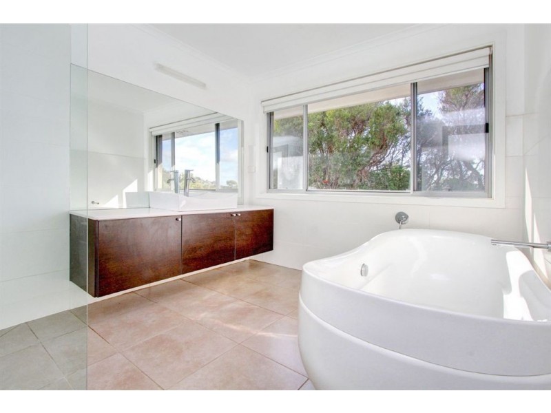 233 Maxwell Road, Fingal VIC 3939