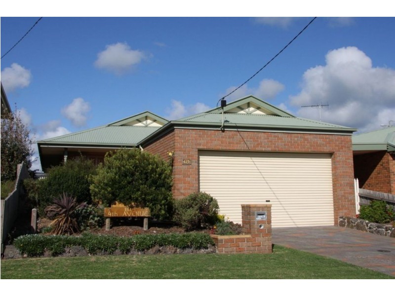 115 Fourth Avenue, Rosebud VIC 3939