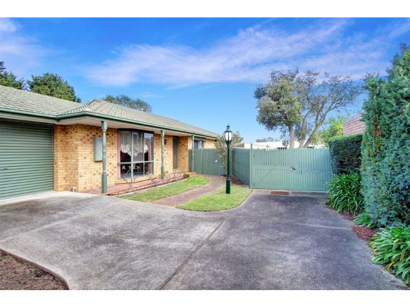 26A Whitehead Grove, Rosebud VIC 3939