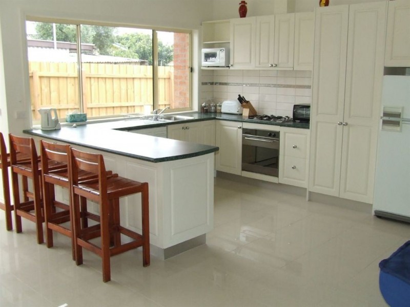 2/28 Mark Street, Rosebud VIC 3939