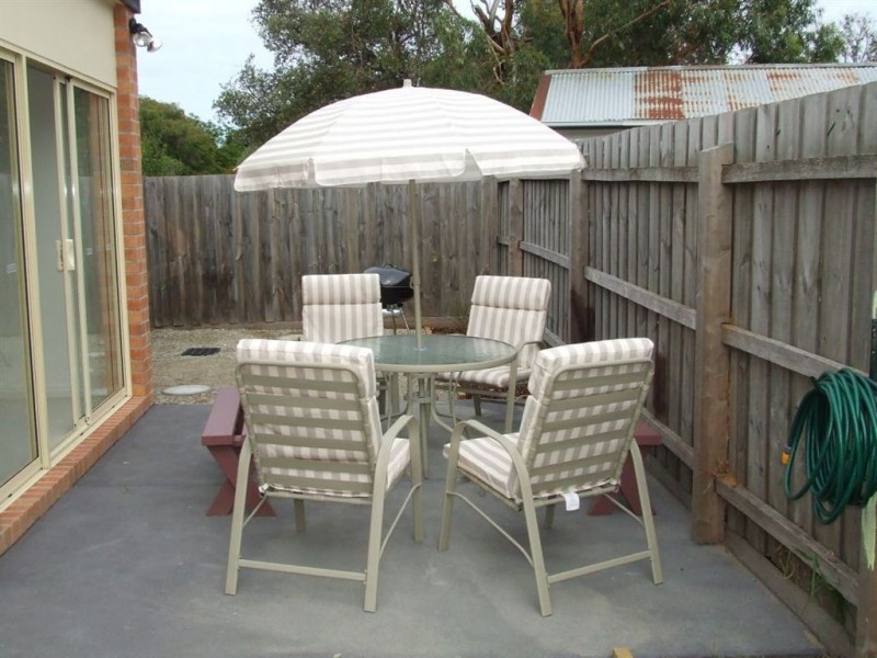 2/28 Mark Street, Rosebud VIC 3939