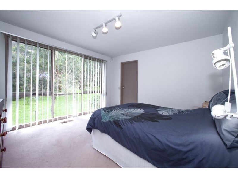 4 McLaren Court, Rosebud VIC 3939