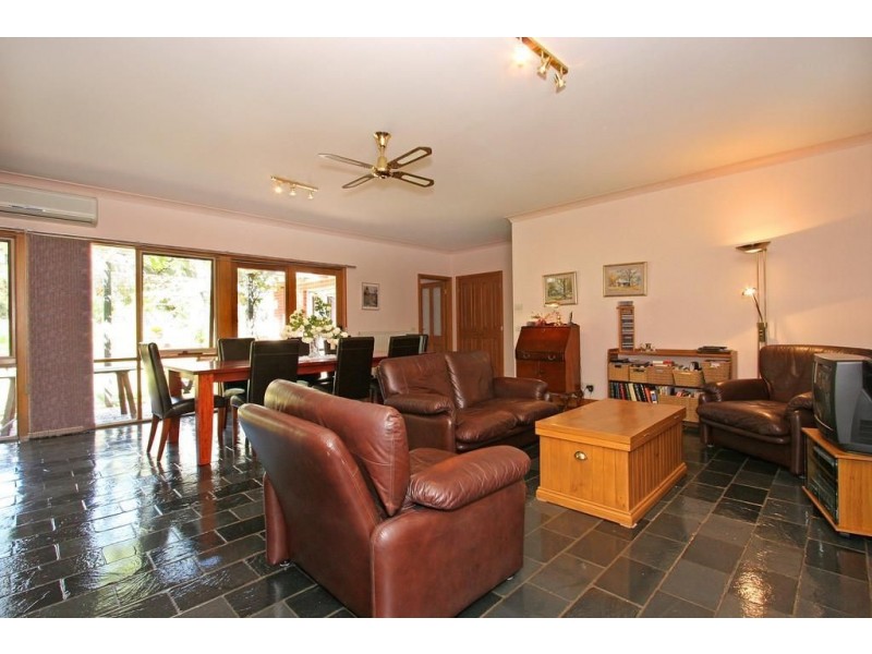 81 Rosebud Avenue, Rosebud VIC 3939