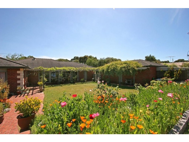 81 Rosebud Avenue, Rosebud VIC 3939