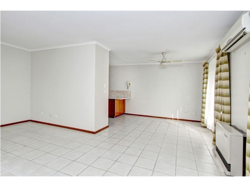 27 Moorfield Avenue, Rosebud VIC 3939