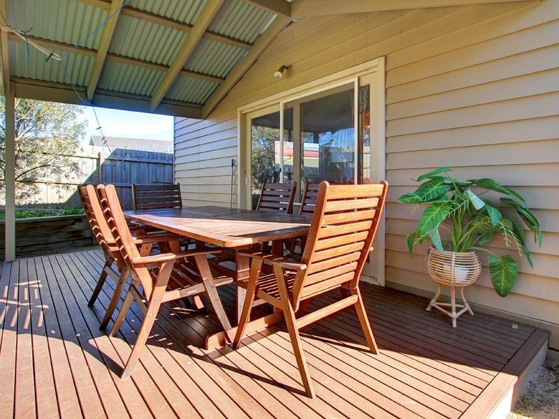 55 Eighth Ave, Rosebud VIC 3939