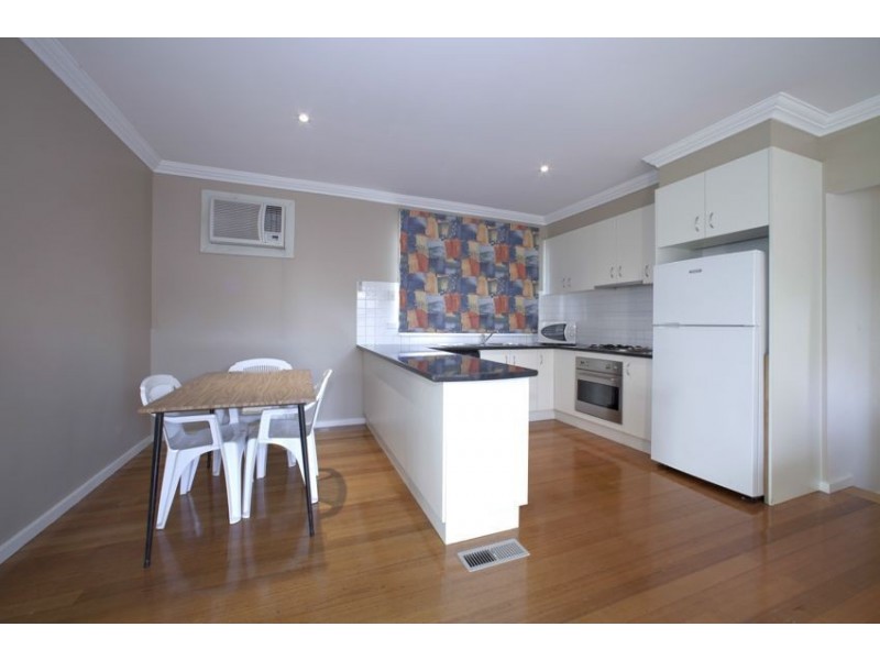 55 Eighth Ave, Rosebud VIC 3939