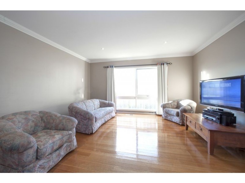 55 Eighth Ave, Rosebud VIC 3939