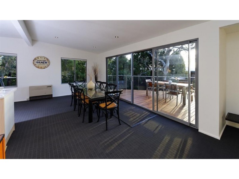 12 Banks Street, Mccrae VIC 3938