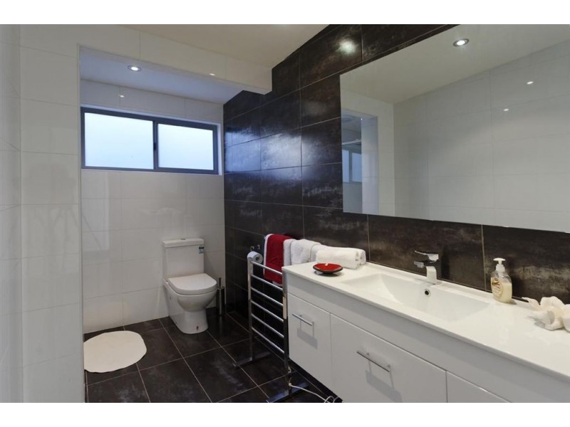 12 Banks Street, Mccrae VIC 3938