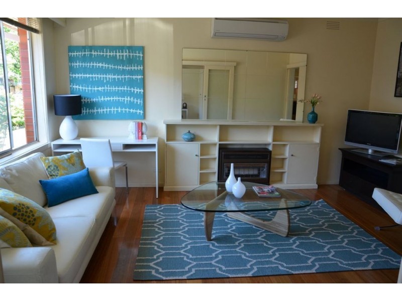 2/112 Through Road, Camberwell VIC 3124