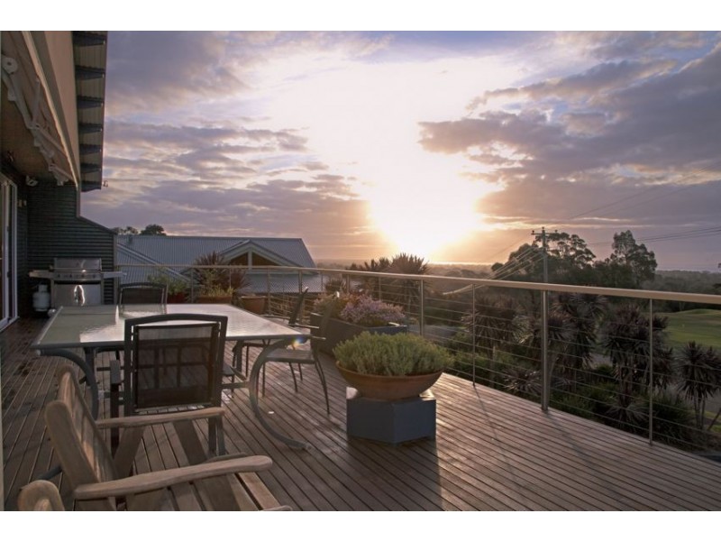 76 Elizabeth Drive, Rosebud VIC 3939
