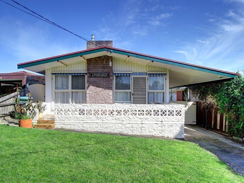 42 Sixth Avenue, Rosebud VIC 3939