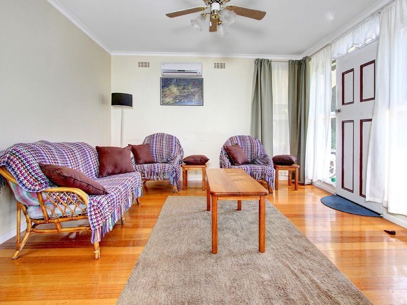 42 Sixth Avenue, Rosebud VIC 3939