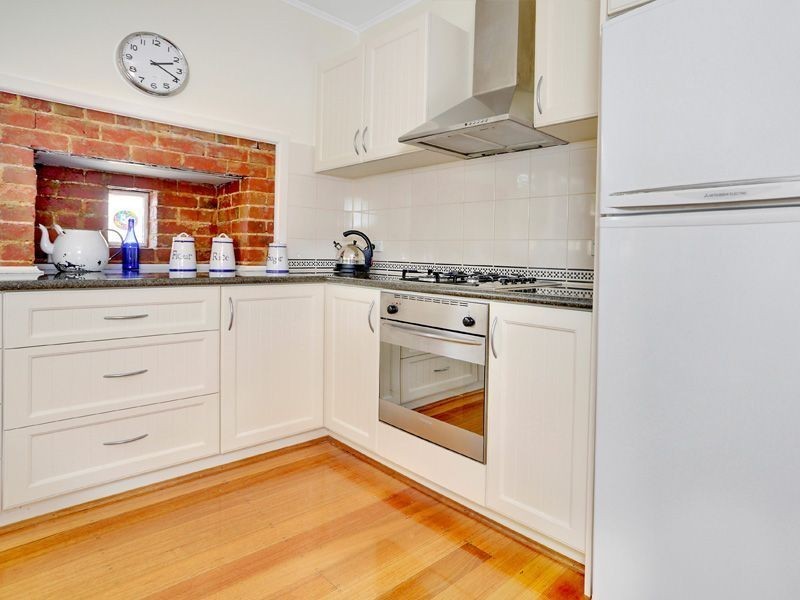 23 Woyna Avenue, Rosebud West VIC 3940